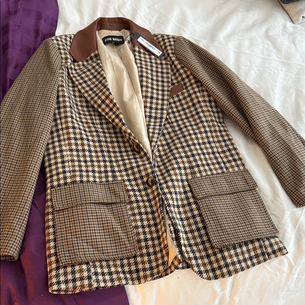 Steve Madden Brown Houndstooth Blazer with Leather Collar